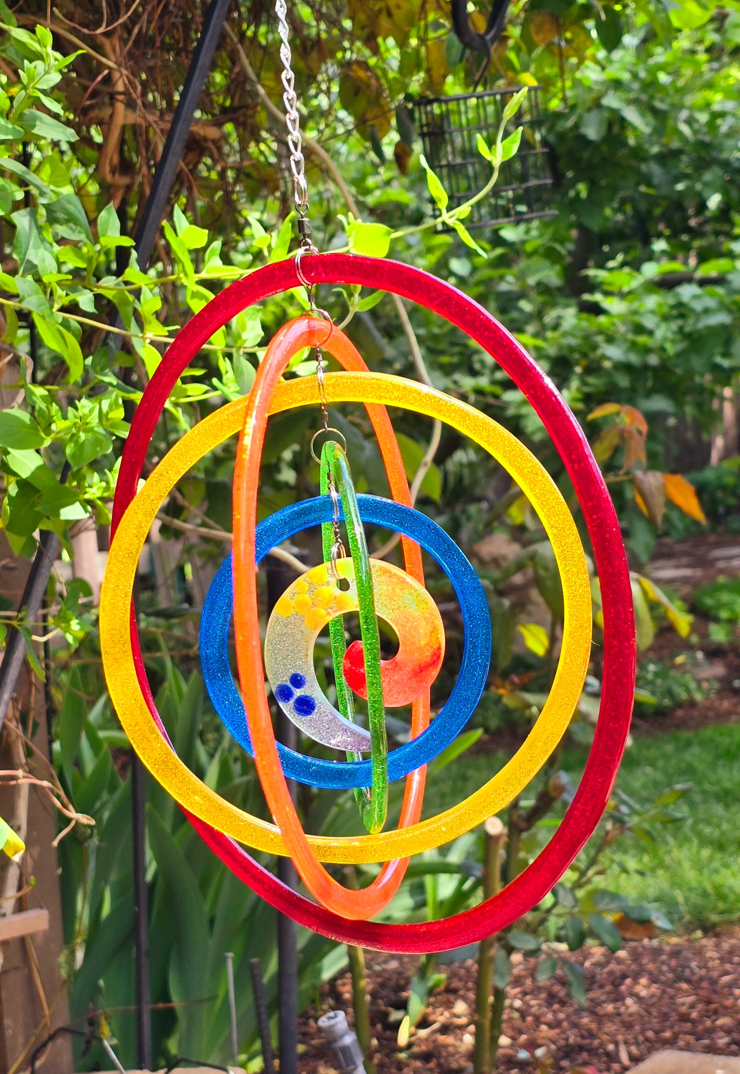 Vibrant Fused Glass Concentric Circles - Garden Art Decoration